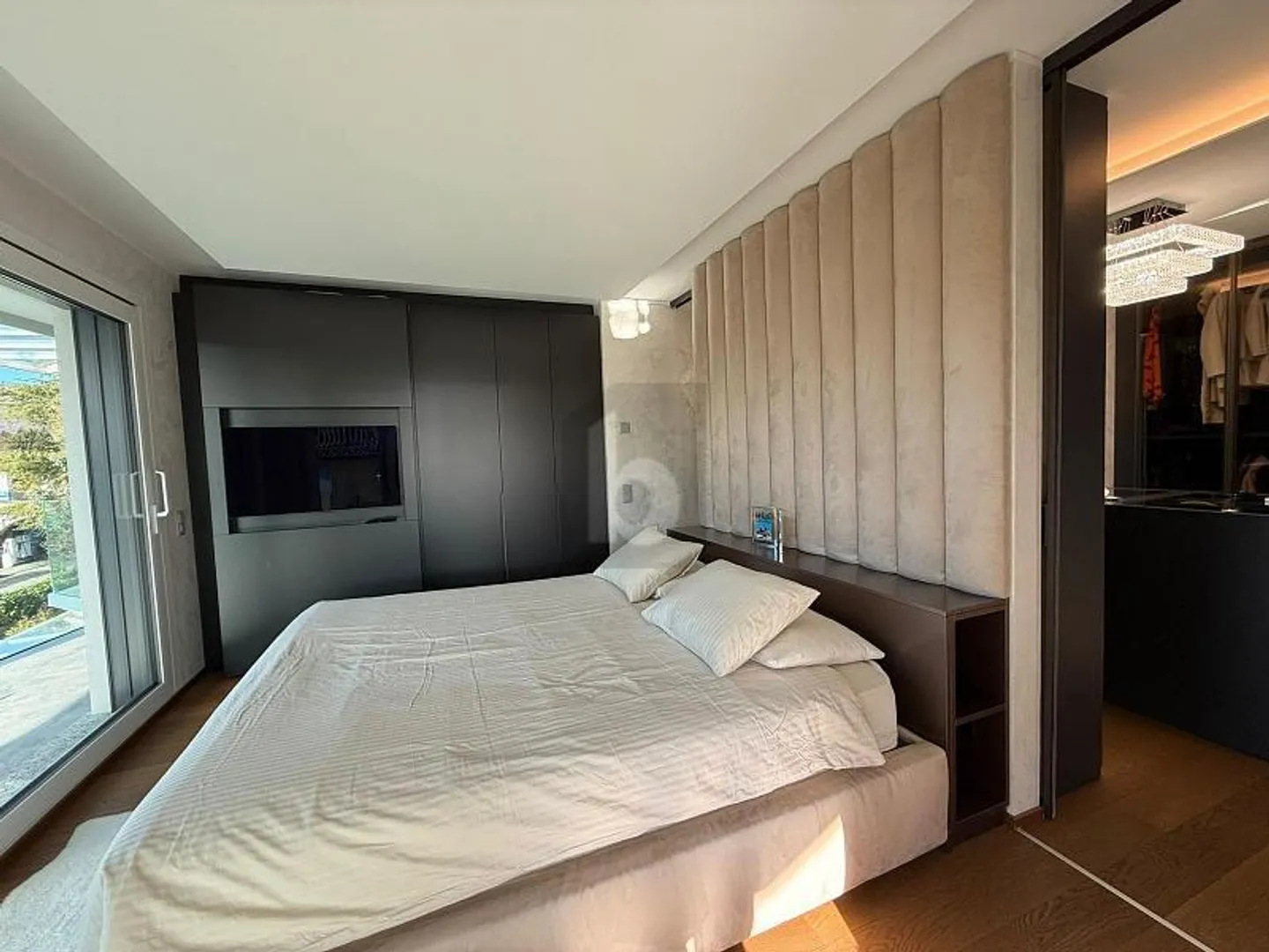 MODERN UND ELEGANT MIT POOL UND AUSSICHT - Foto 5 von 6
