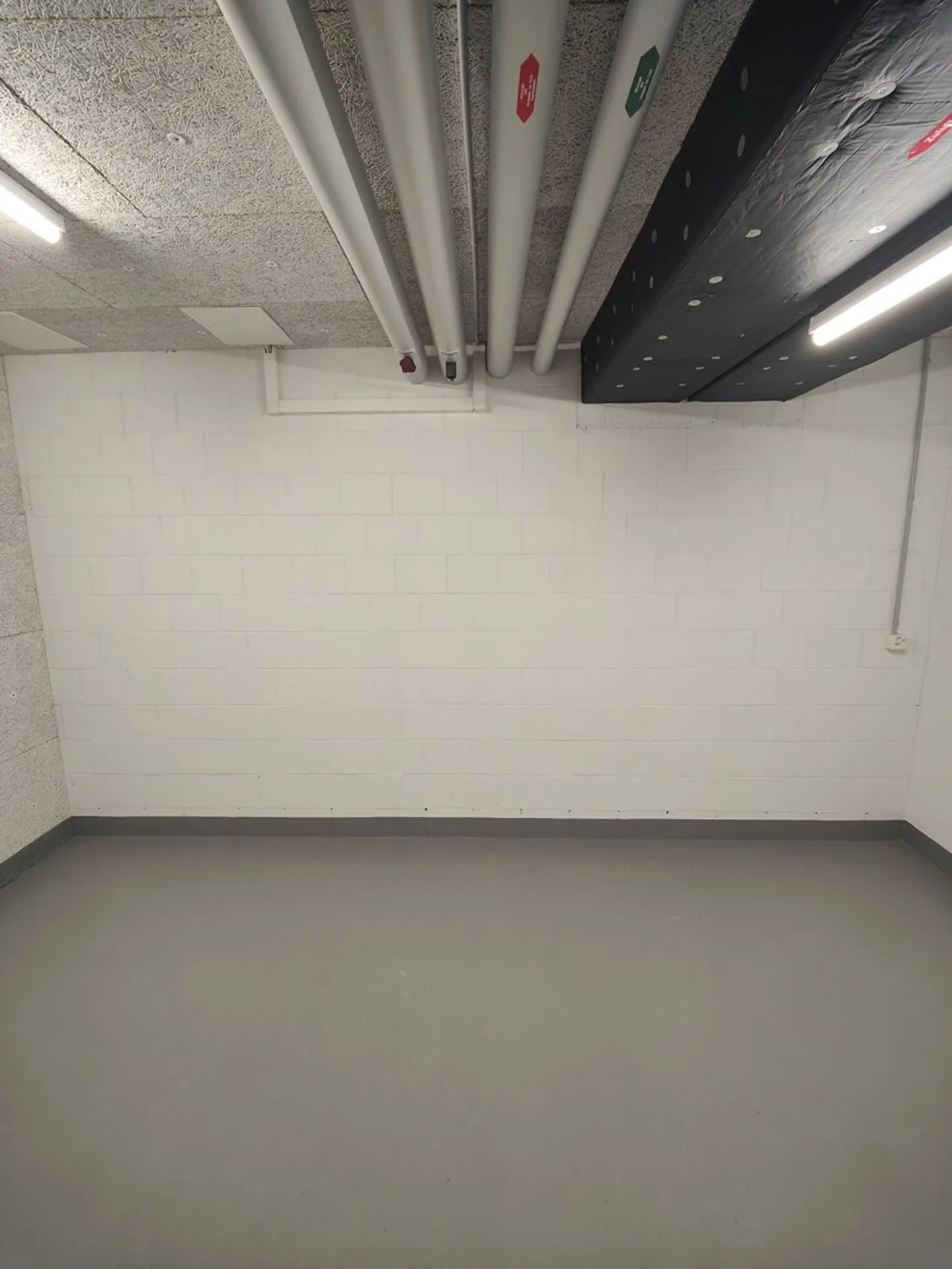 Espace de stockage à louer - Photo 2 sur 8