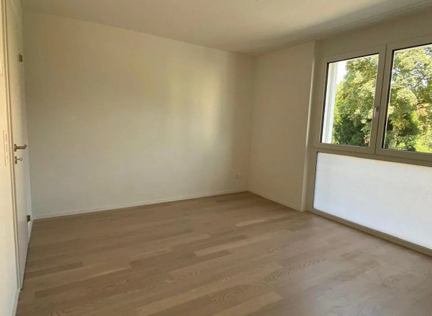 Appartamento luminoso e moderno di 3,5 stanze - Foto 6 di 7