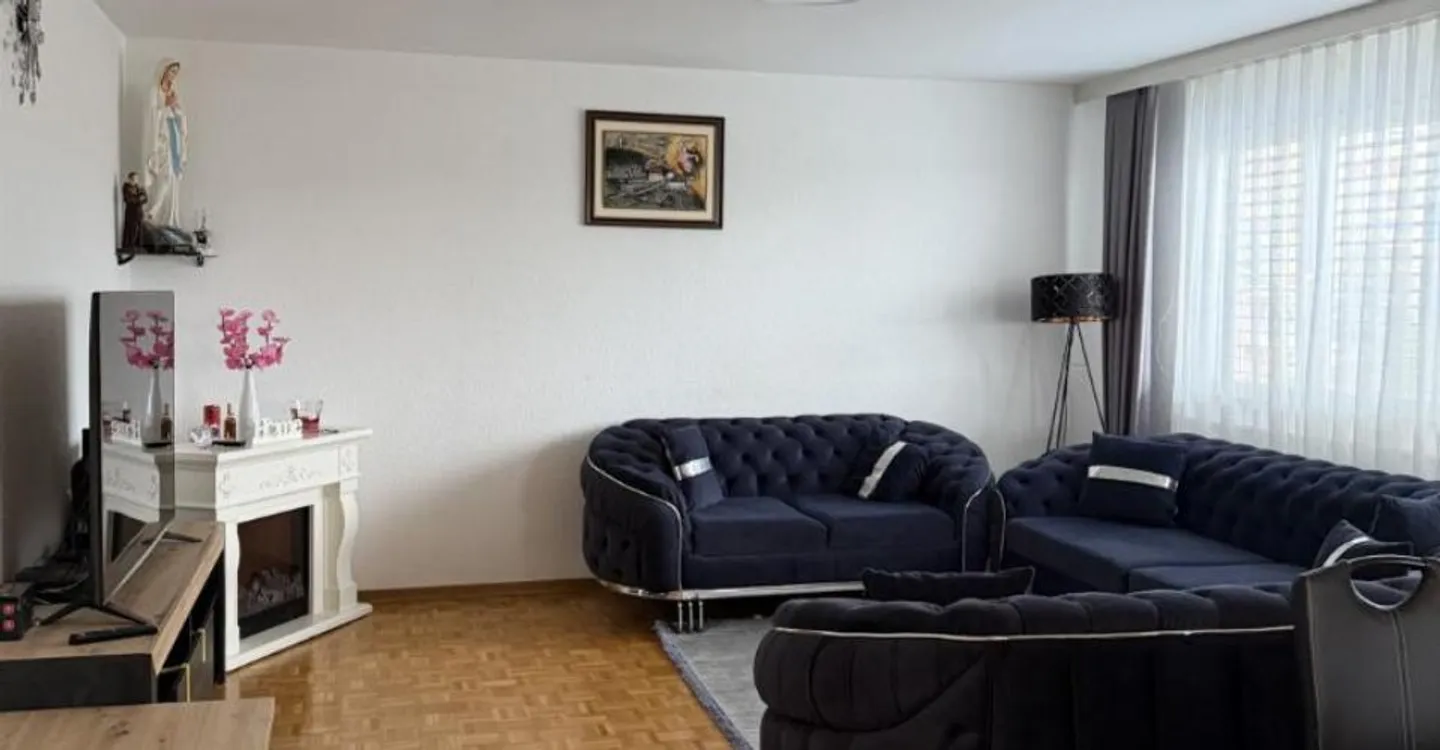 Ampio e luminoso appartamento di 5,5 locali - Foto 2 di 6