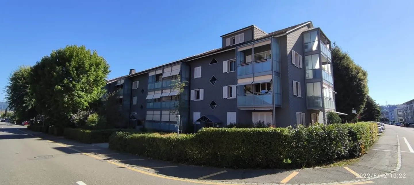 Appartement de 3,5 pièces rénové en 2021 - Photo 1 sur 6