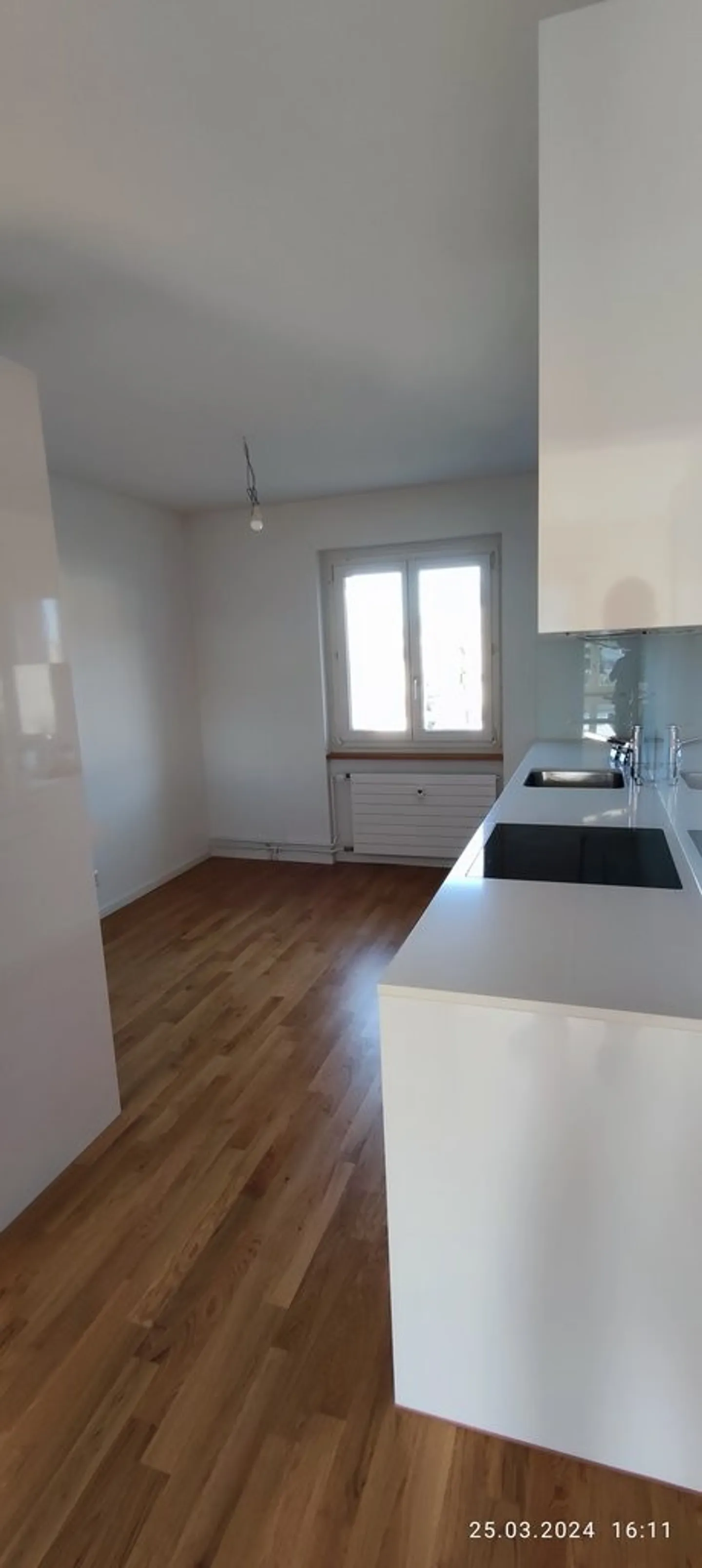 Appartement de 3,5 pièces rénové en 2021 - Photo 3 sur 6