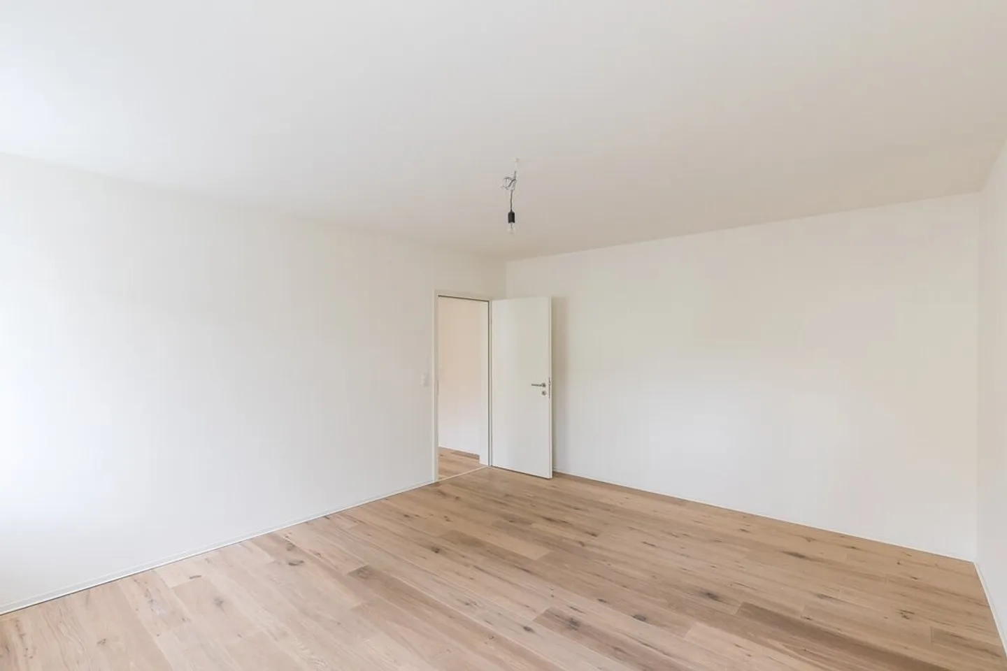 Helle Erdgeschosswohnung - Foto 4 von 5