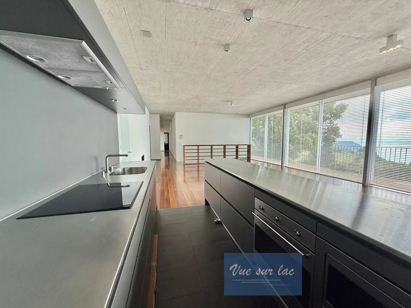 Spacieux appartement dans villa d'architecte, vue époustouflante! - Photo 12 sur 13