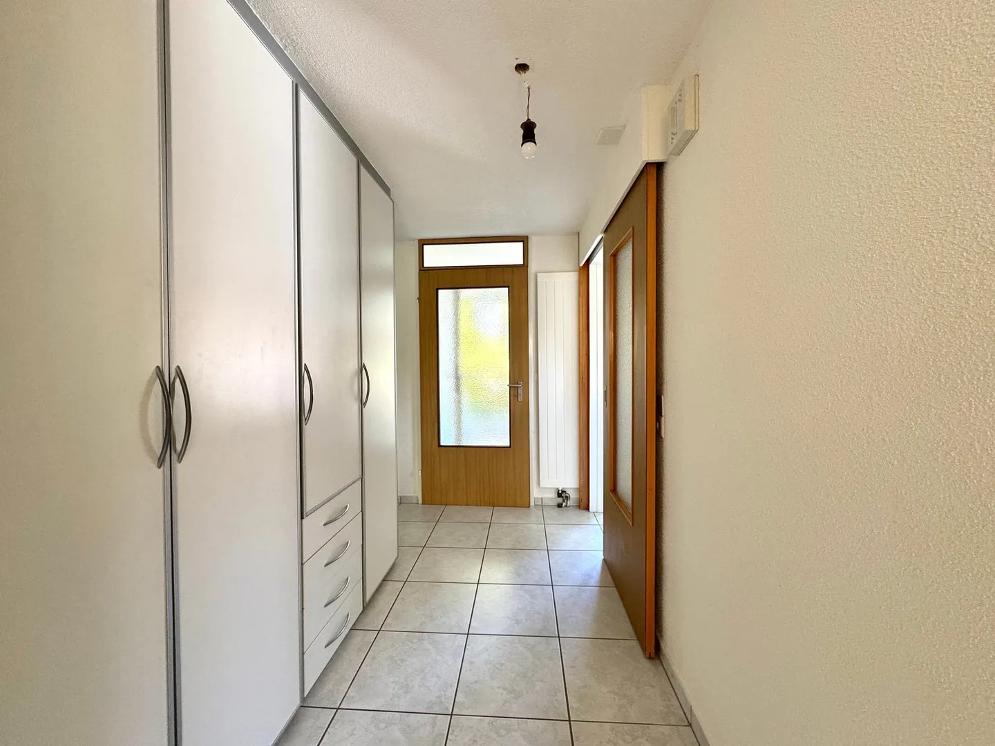 Incantevole casa a schiera di 5,5 stanze in una posizione tranquilla - Foto 6 di 15