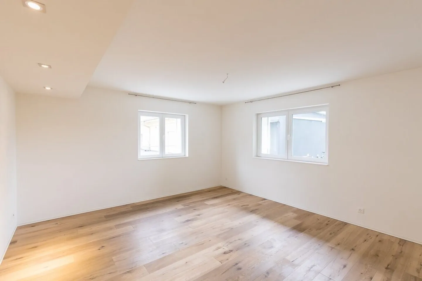 Helle Erdgeschosswohnung - Foto 3 von 5