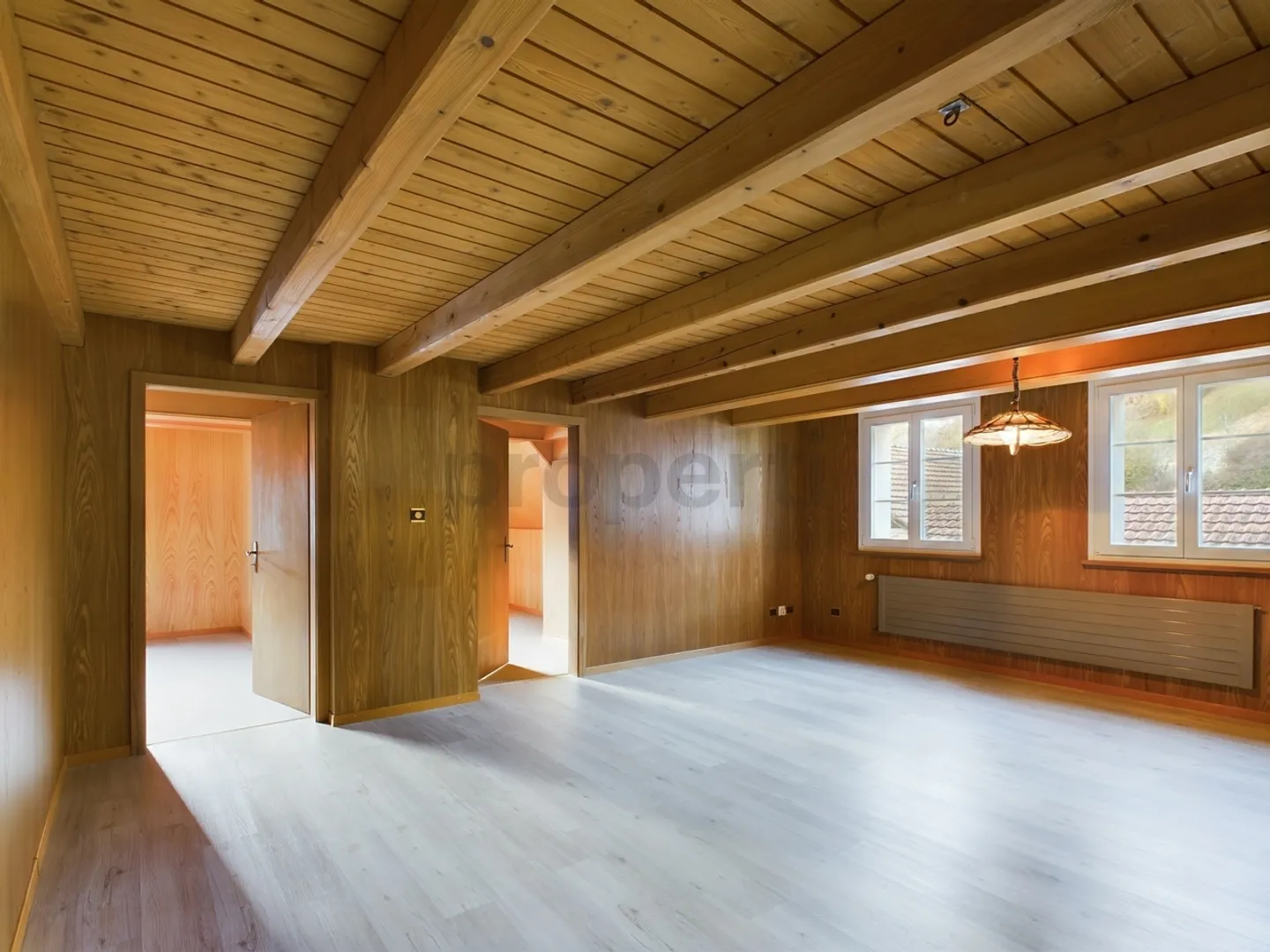 Appartamento affascinante di 4,5 stanze con posizione ideale nel centro di Steg nel Tösstal - Foto 10 di 13