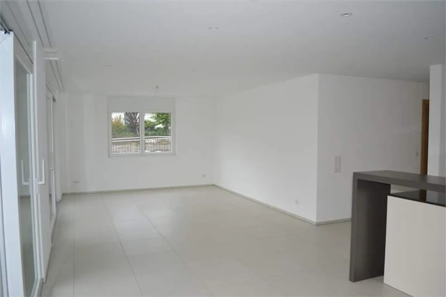 3.5 Room Apartment for Rent - Photo 5 of 7