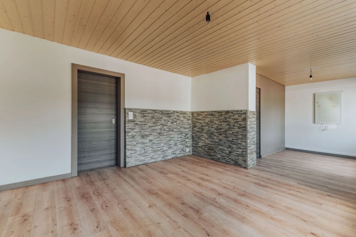 Casa in una posizione rurale - Foto 10 di 24