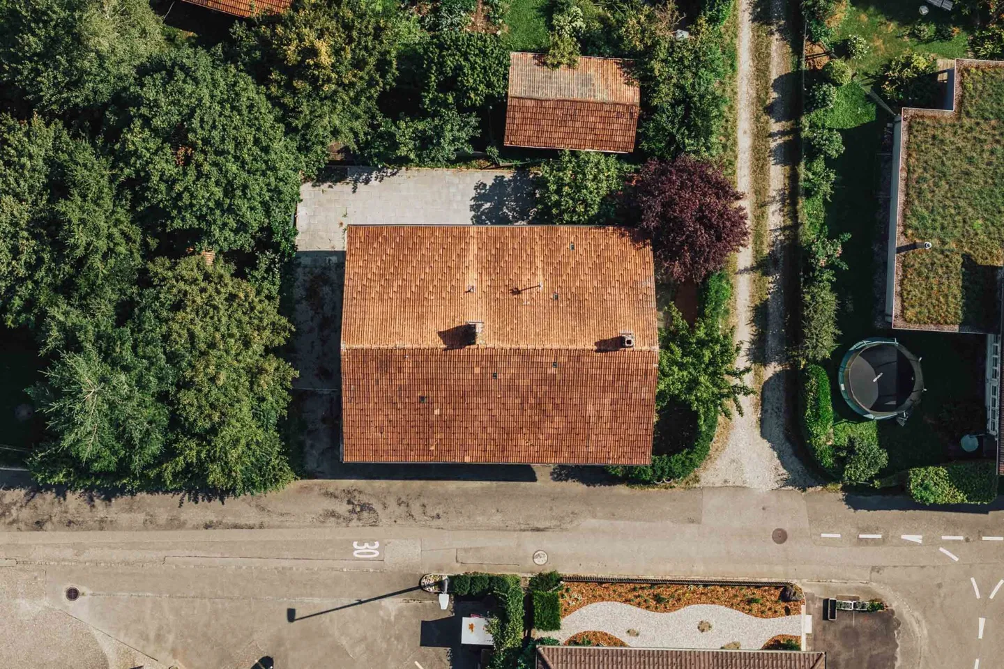 Casa in una posizione rurale - Foto 4 di 24