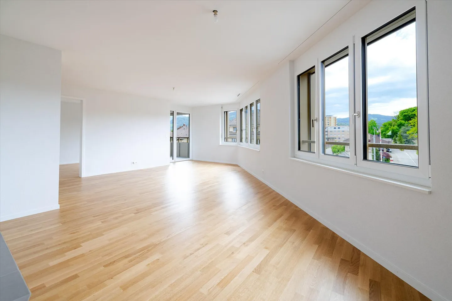 Miete ohne Kaution - Wohnung in der Nähe des Bahnhofs - Foto 2 von 10