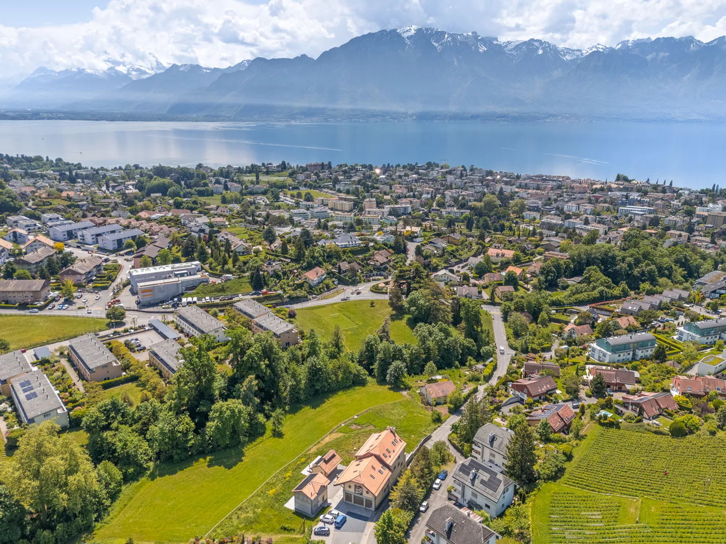 Raro! Fascino indiscutibile per questo spazio in un contesto verde - Foto 8 di 8