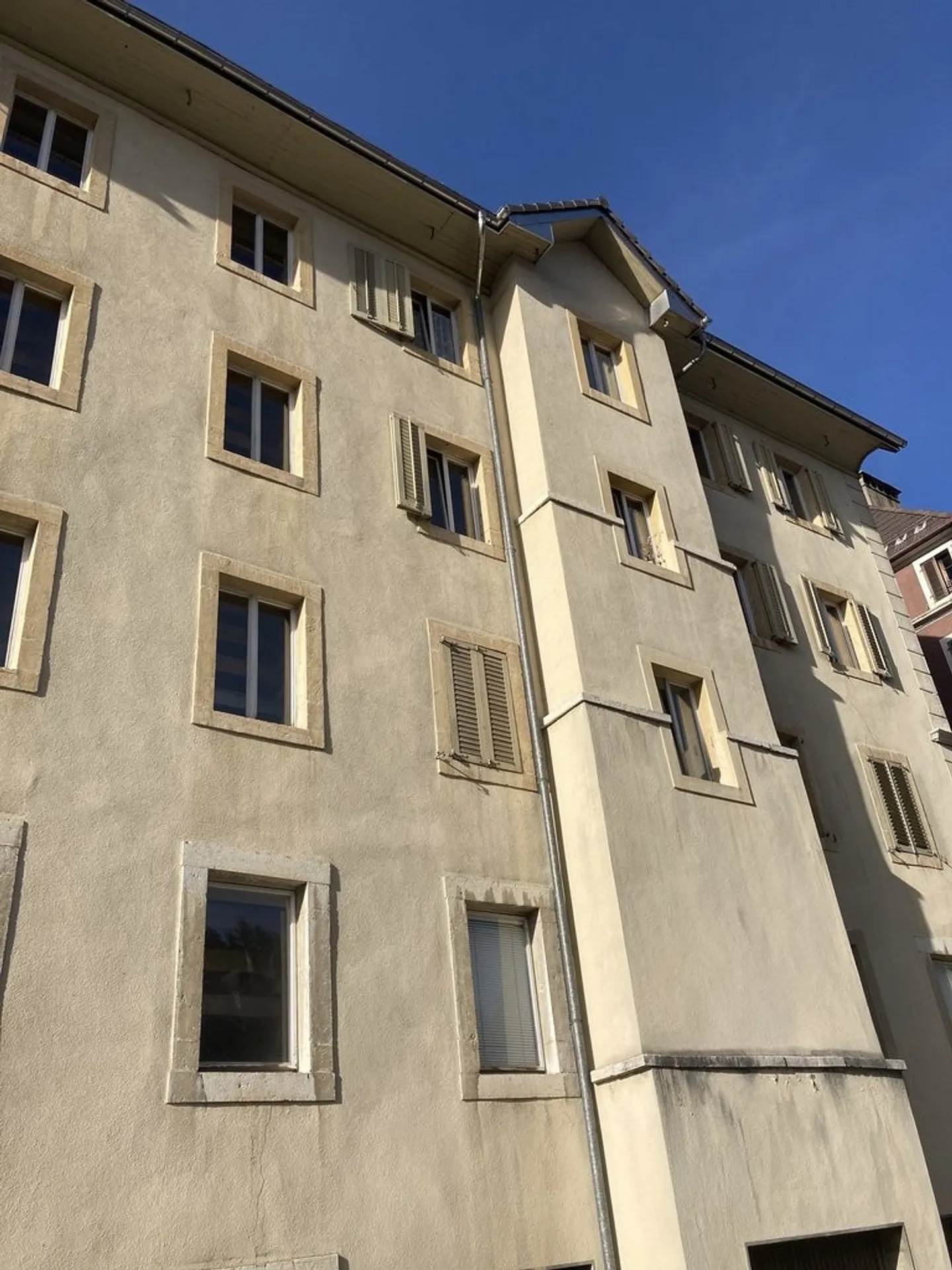 Appartamento 5 locali - Foto 2 di 2