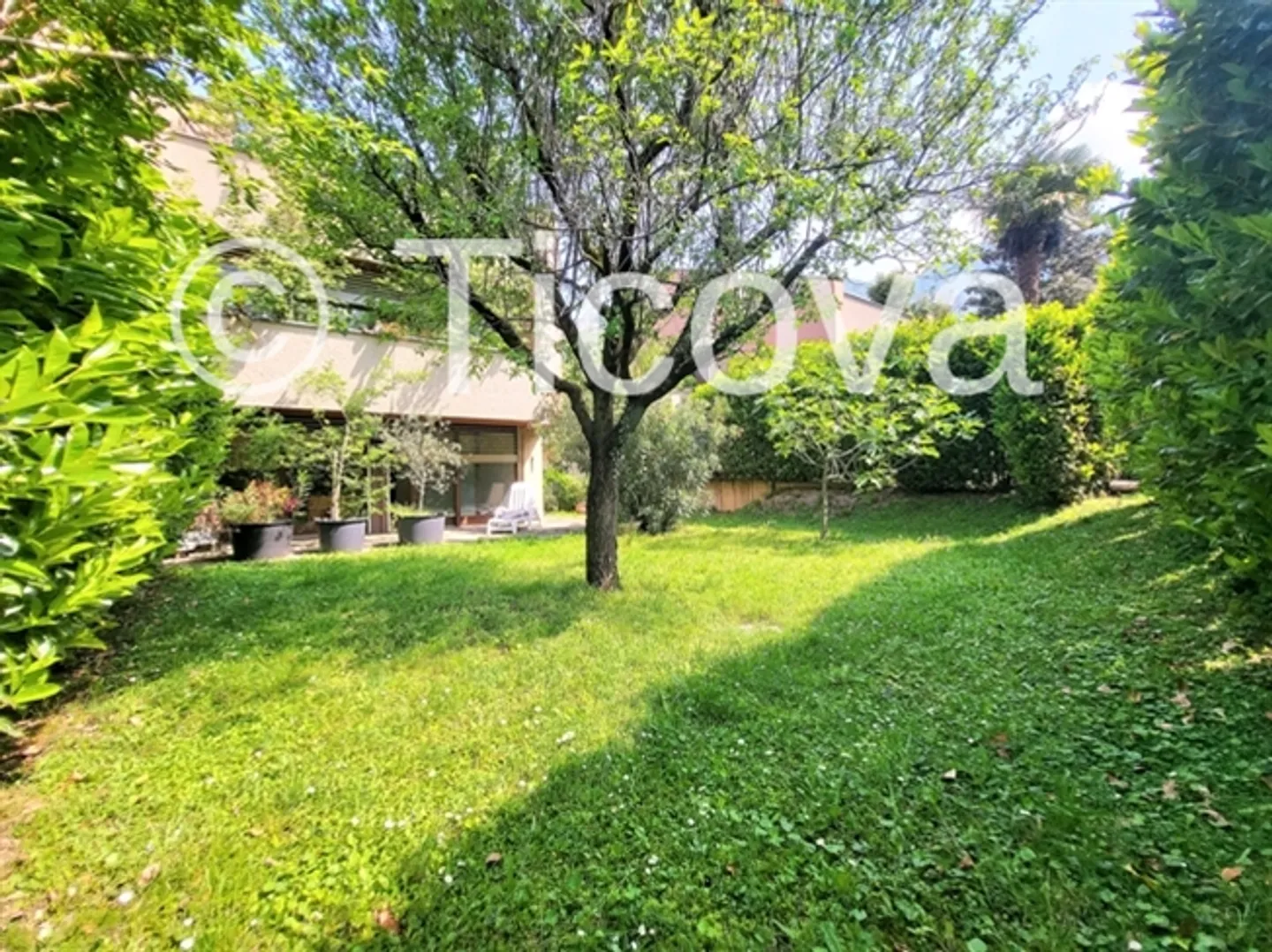 Villa in vendita - Foto 1 di 13