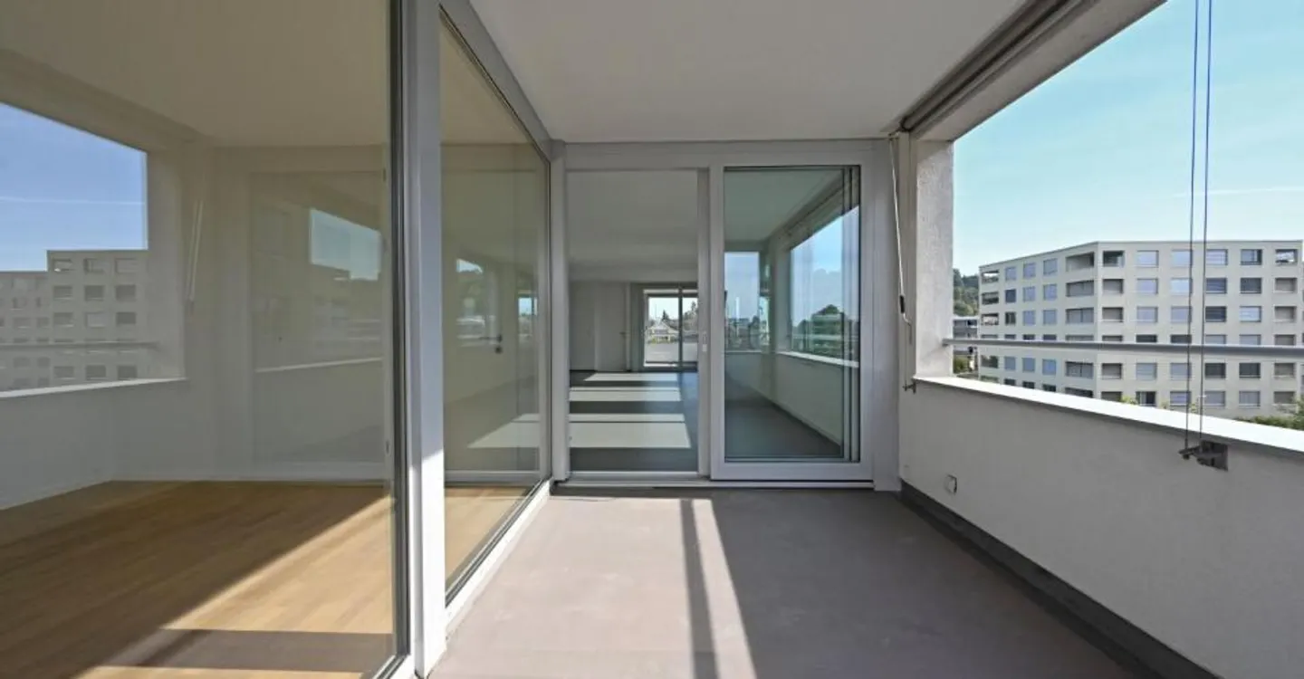 Spacious 5.5-room apartment in a central location in Lyss - Photo 6 of 13