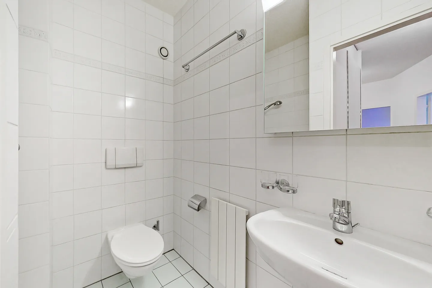 Beautiful apartment with a clear view - Photo 11 of 12