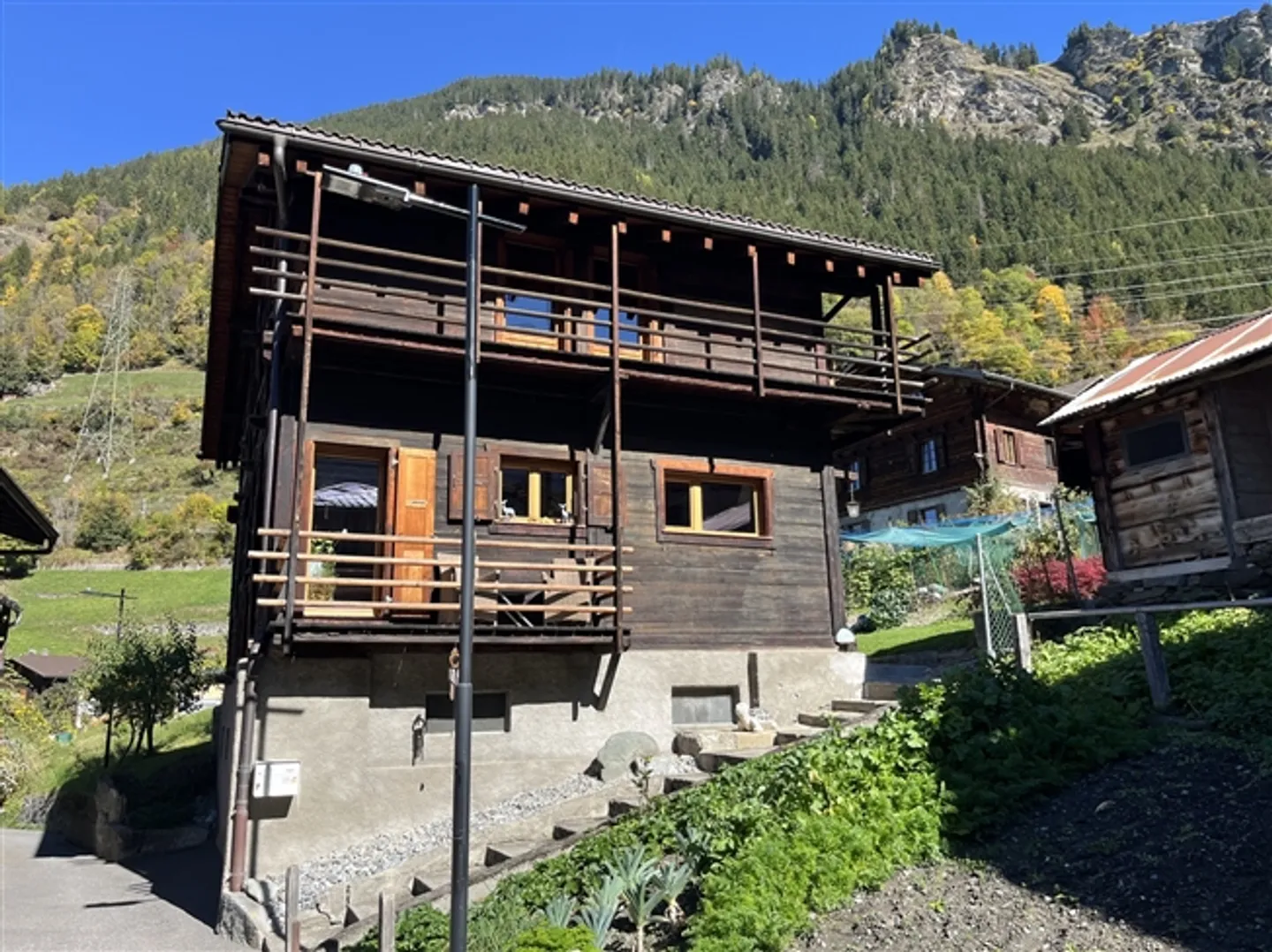 House - 6.5 rooms - Lourtier - ref. 10253589 - EXCLUSIVITY - Photo 1 of 13