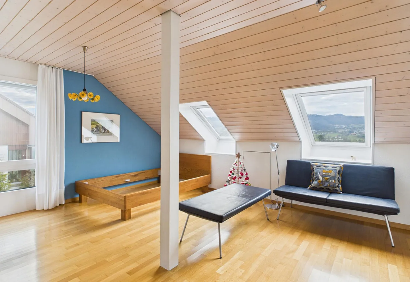 Vivere con stile in un'oasi di giardino idilliaca in una posizione da sogno - Foto 11 di 14