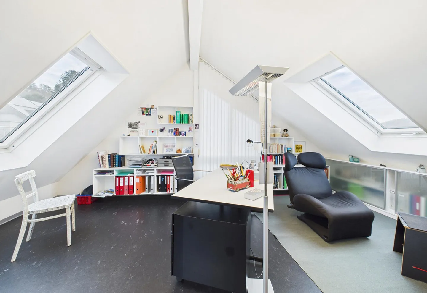 Vivere con stile in un'oasi di giardino idilliaca in una posizione da sogno - Foto 14 di 14