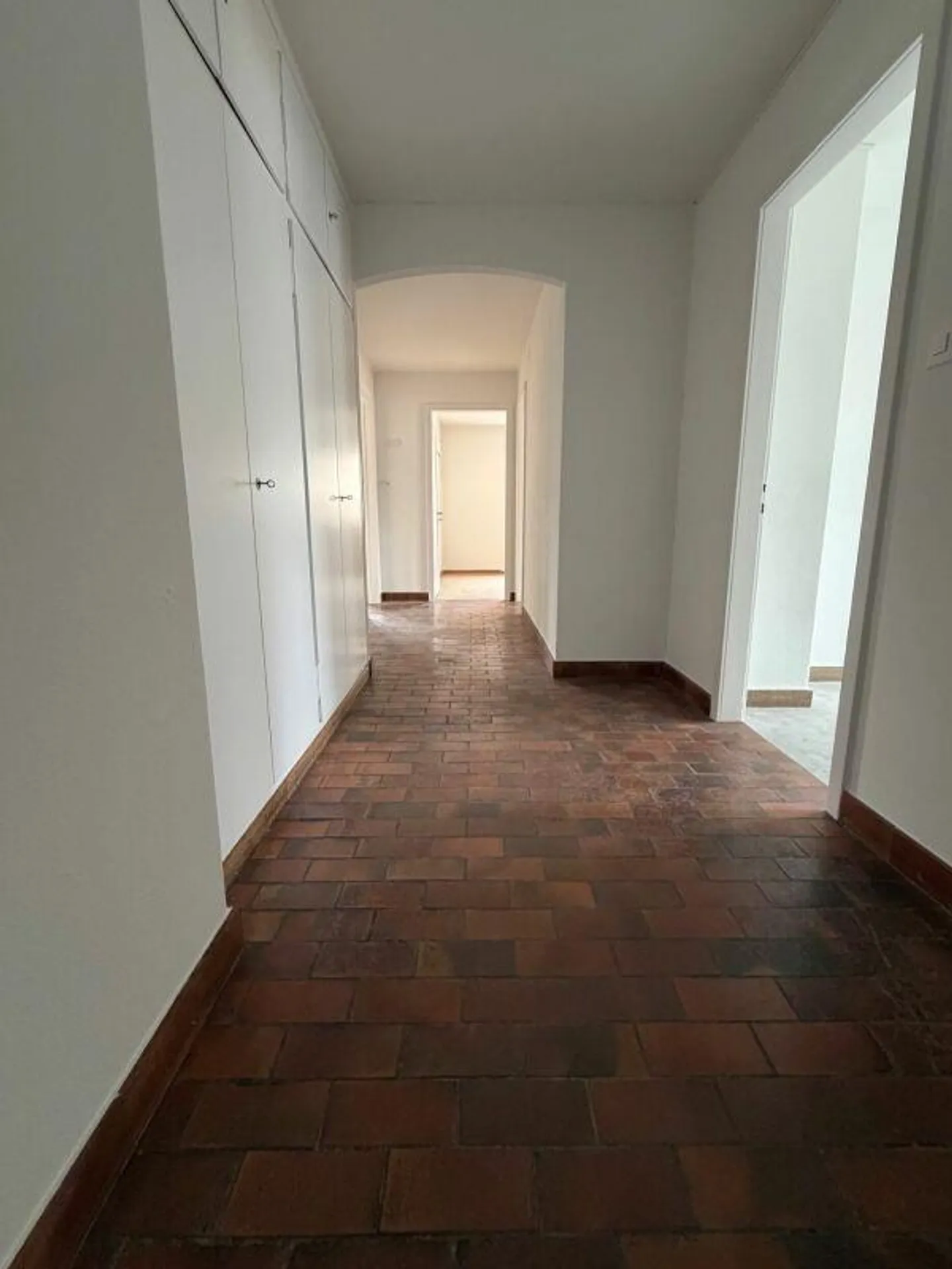 Office/Practice for rent in a central city location - Photo 3 of 8