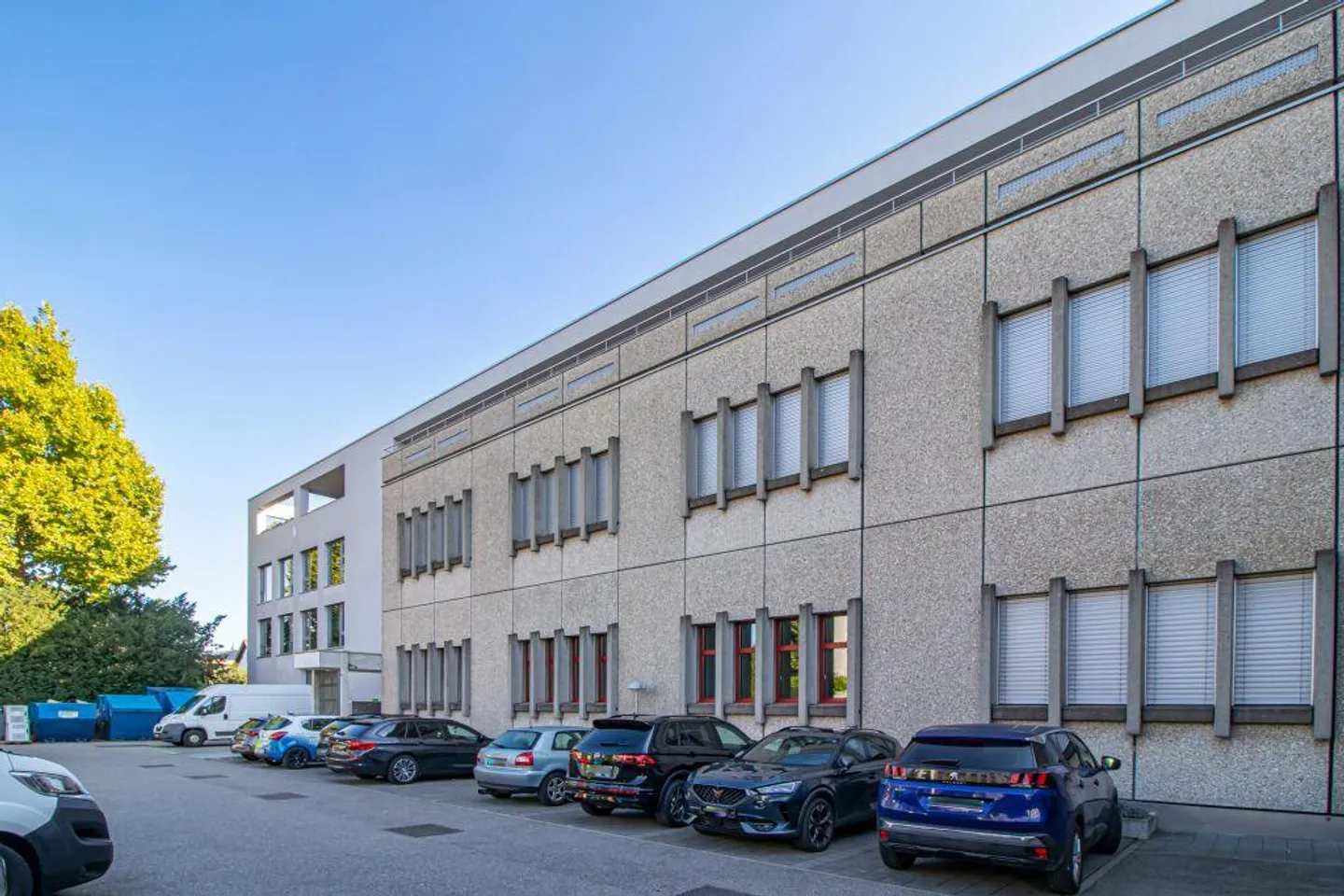 Grosszügige Büro-/Gewerberäumlichkeit - Foto 1 von 6