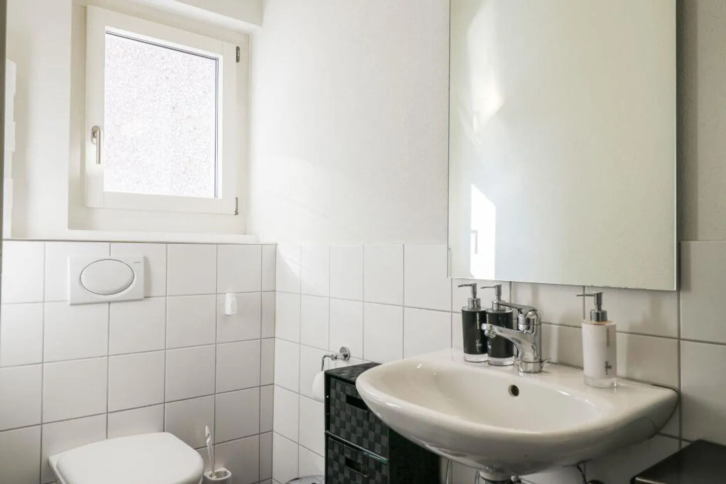 Grosszügige Büro-/Gewerberäumlichkeit - Foto 2 von 6