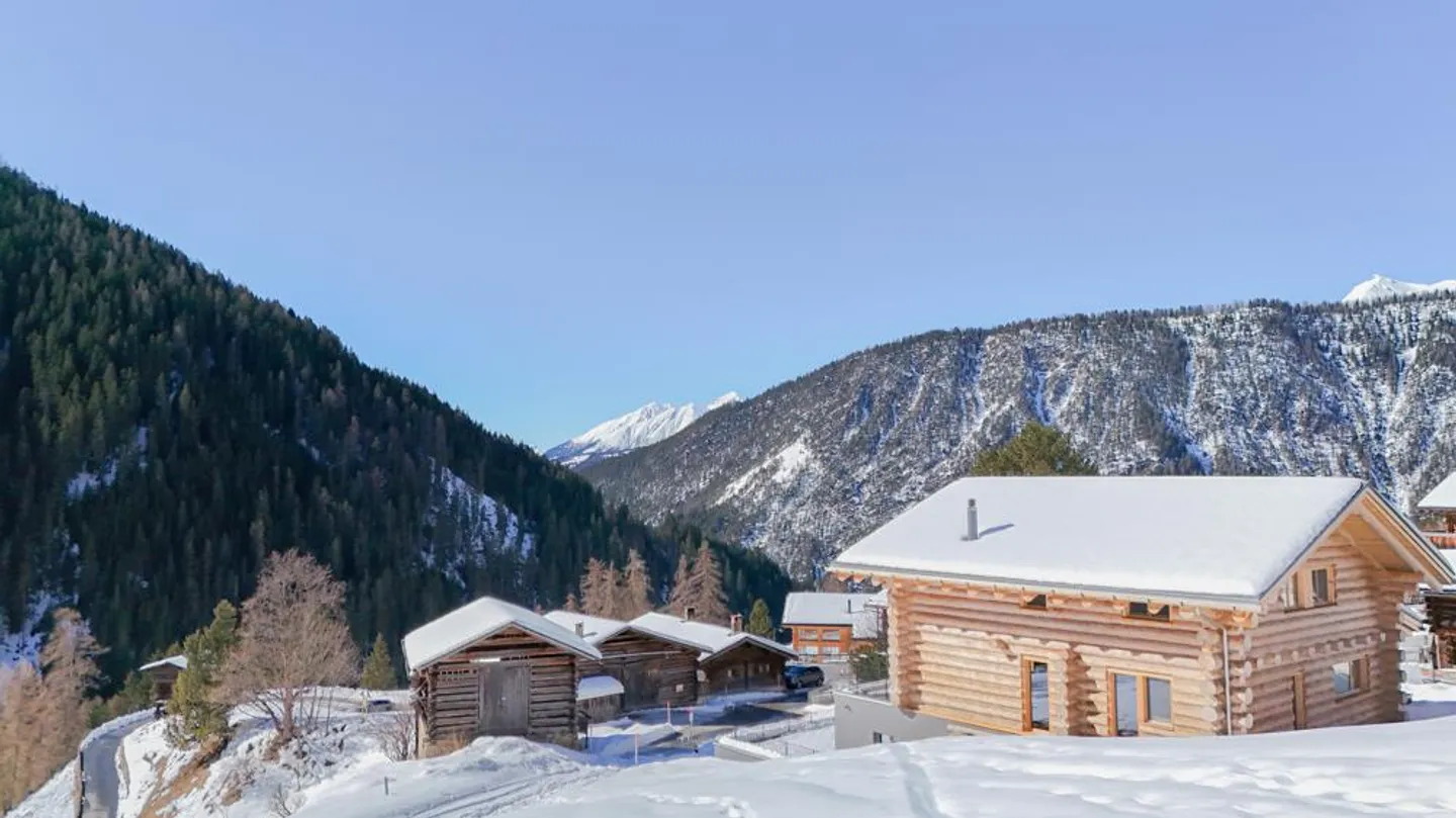 What a wonderful world - unique primary residence - Photo 2 of 9