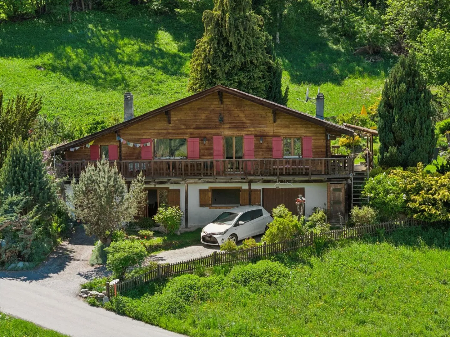 Chalet avec appartement indépendant, en pleine nature sauvage - Photo 1 sur 11