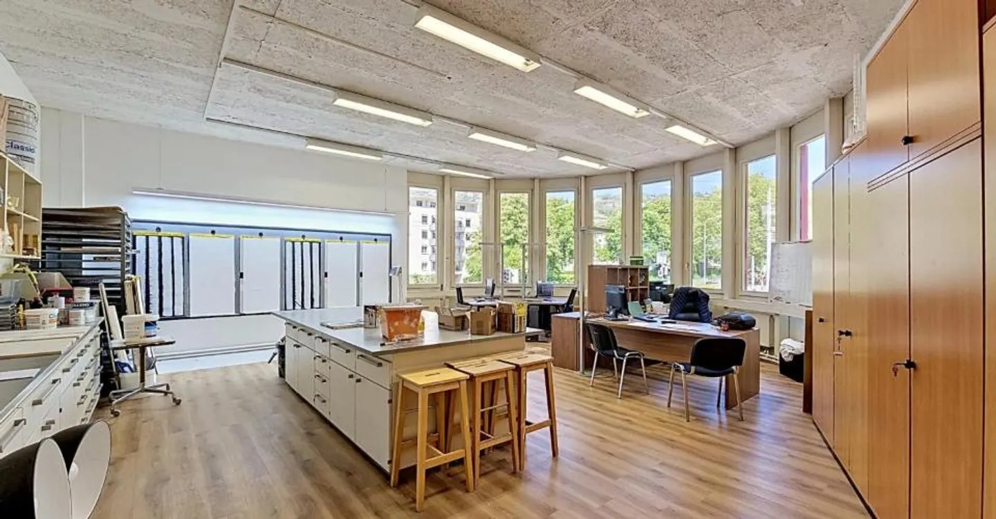 Investitore speciale - Grande superficie commerciale a due passi dal centro - Foto 4 di 9