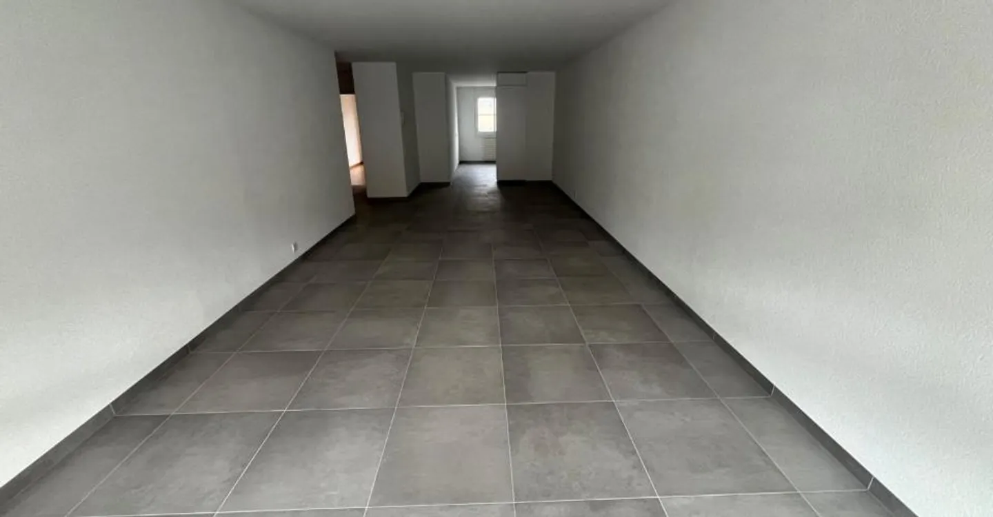 Appartement près du Boulevard de Pérolles - Photo 2 sur 10