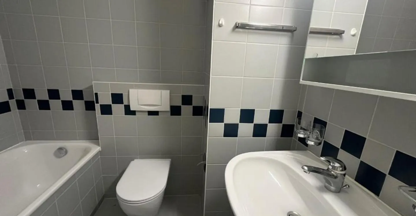 Appartement près du Boulevard de Pérolles - Photo 7 sur 10