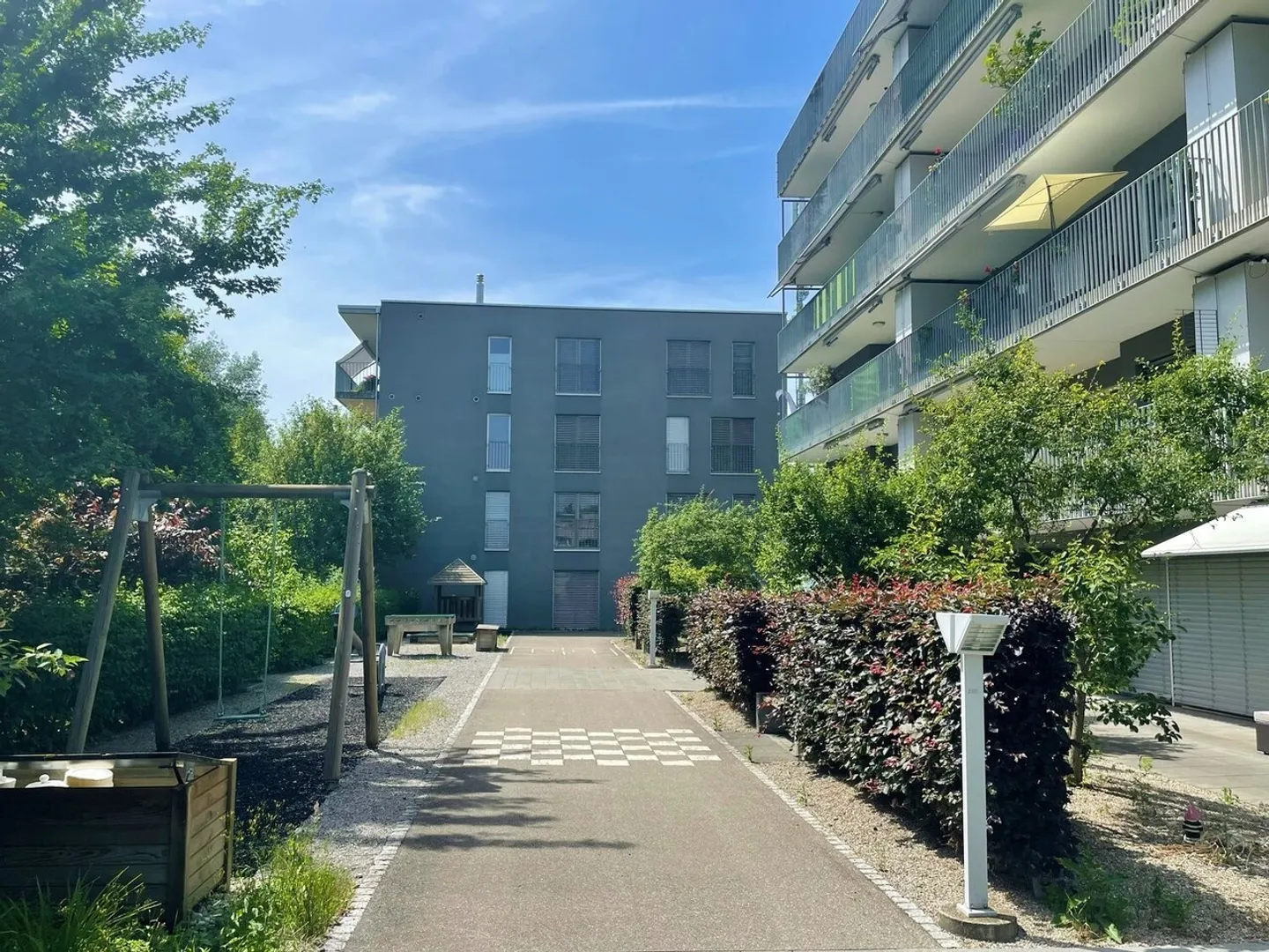 Appartamento con terrazza cerca inquilino! - Foto 1 di 6