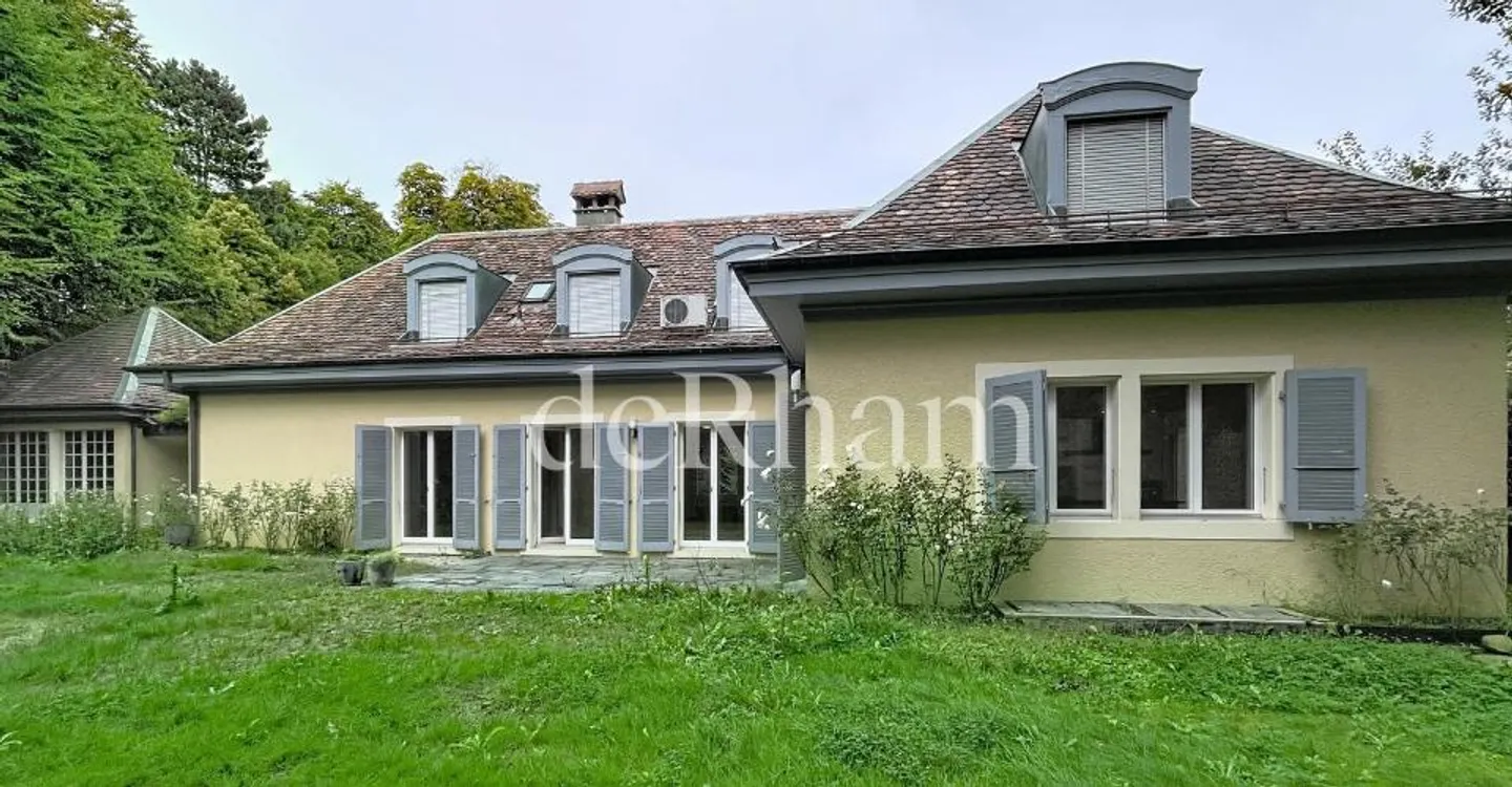 Superbe villa individuelle de 7.5 pièces, proche de toutes commodités! - Foto 1 di 11