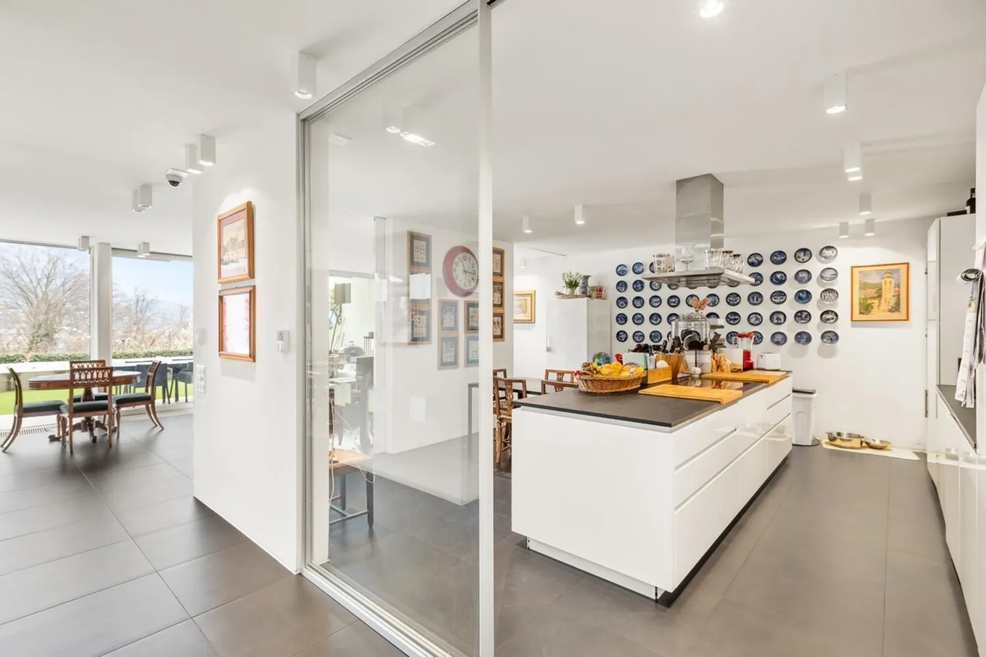 Exklusive Villa mit Seeblick in Canobbio - Foto 15 von 18