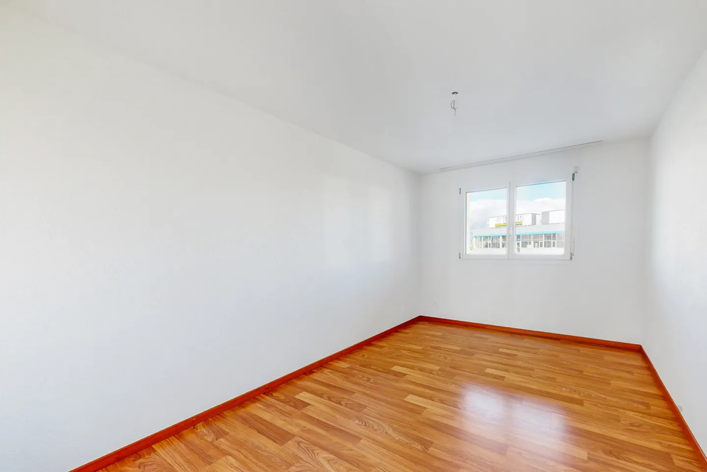 Situato in posizione tranquilla e ben attrezzato: Appartamento da sogno con balcone - Foto 10 di 13