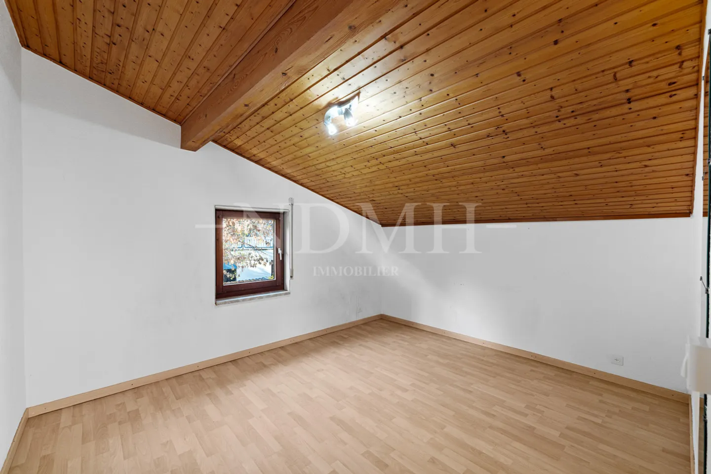 Maison individuelle à vendre - Photo 8 sur 13