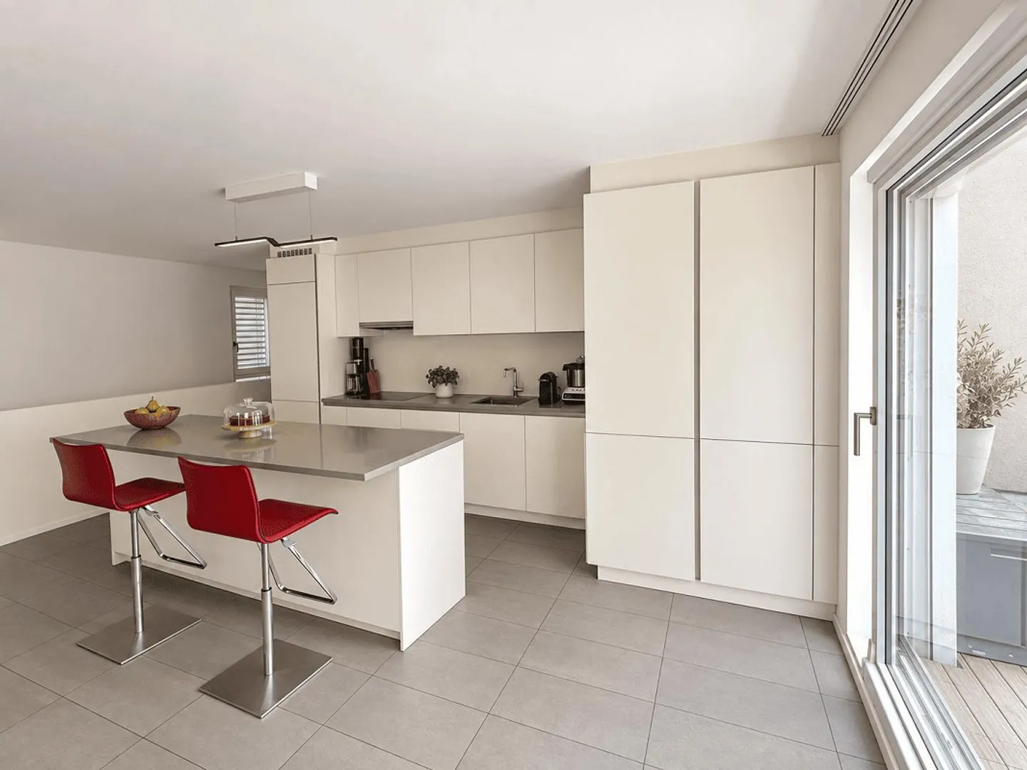 UNMISSABLE AND SPACIOUS 4.5 DUPLEX WITH 20 SQM TERRACE - Photo 7 of 12