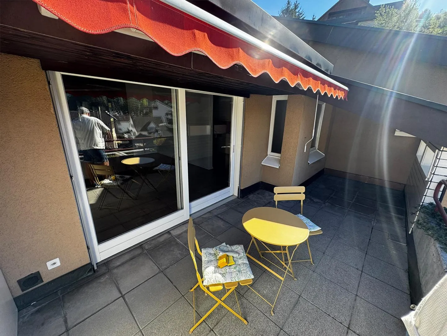 Geräumige Wohnung mit grossem Balkon - Foto 2 von 21