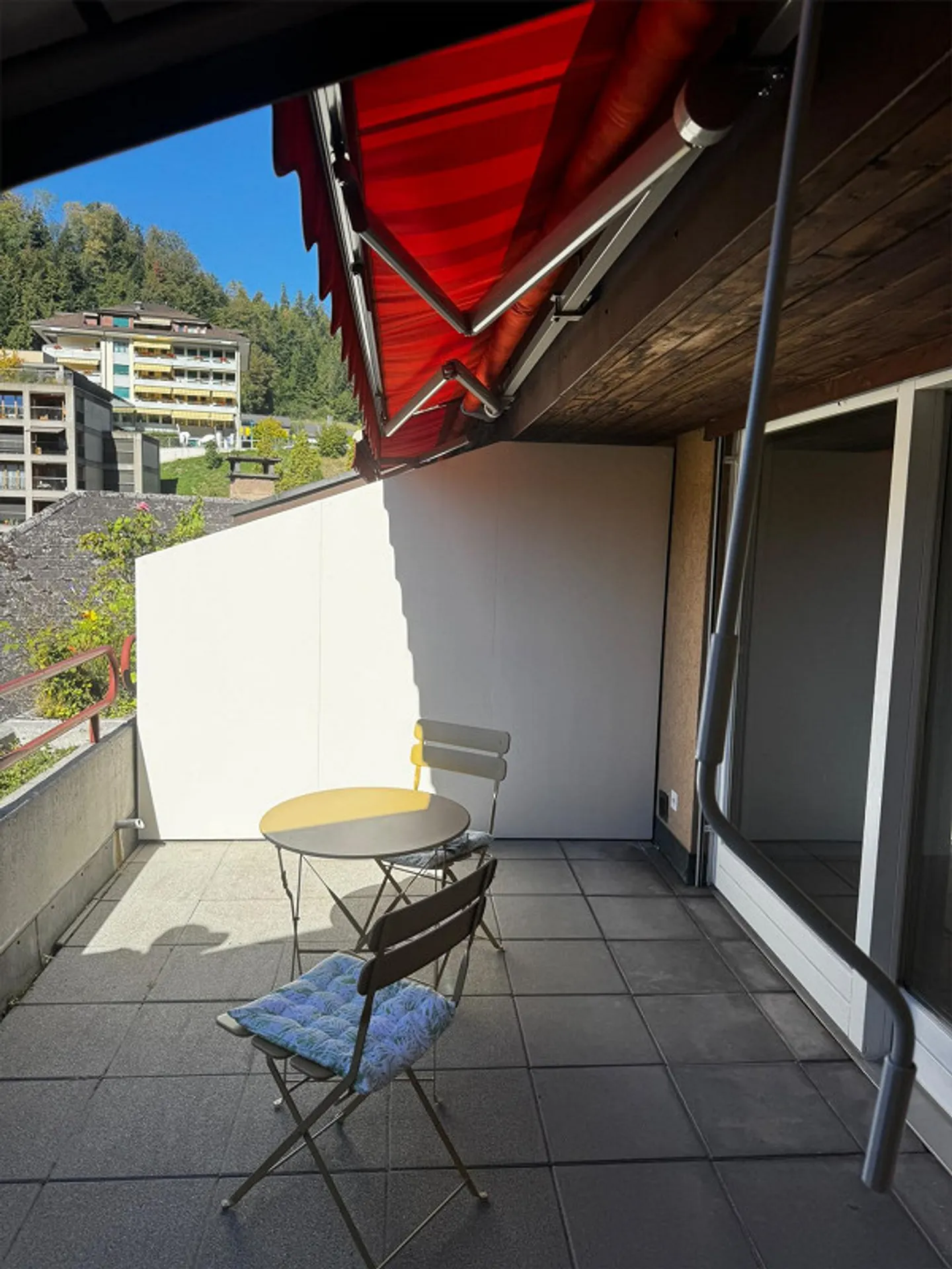 Geräumige Wohnung mit grossem Balkon - Foto 4 von 21