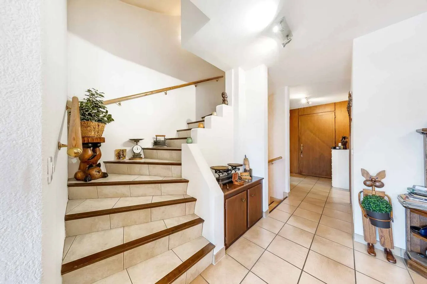 Maison mitoyenne de 160 m² dans un quartier résidentiel - Photo 6 sur 10