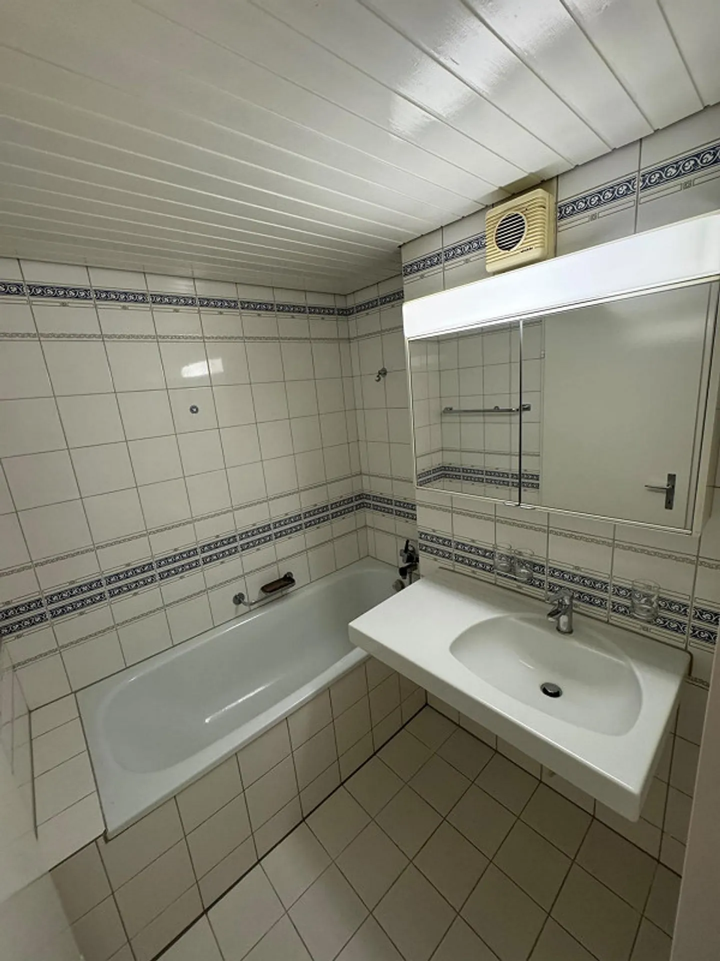 Geräumige Wohnung mit grossem Balkon - Foto 17 von 21