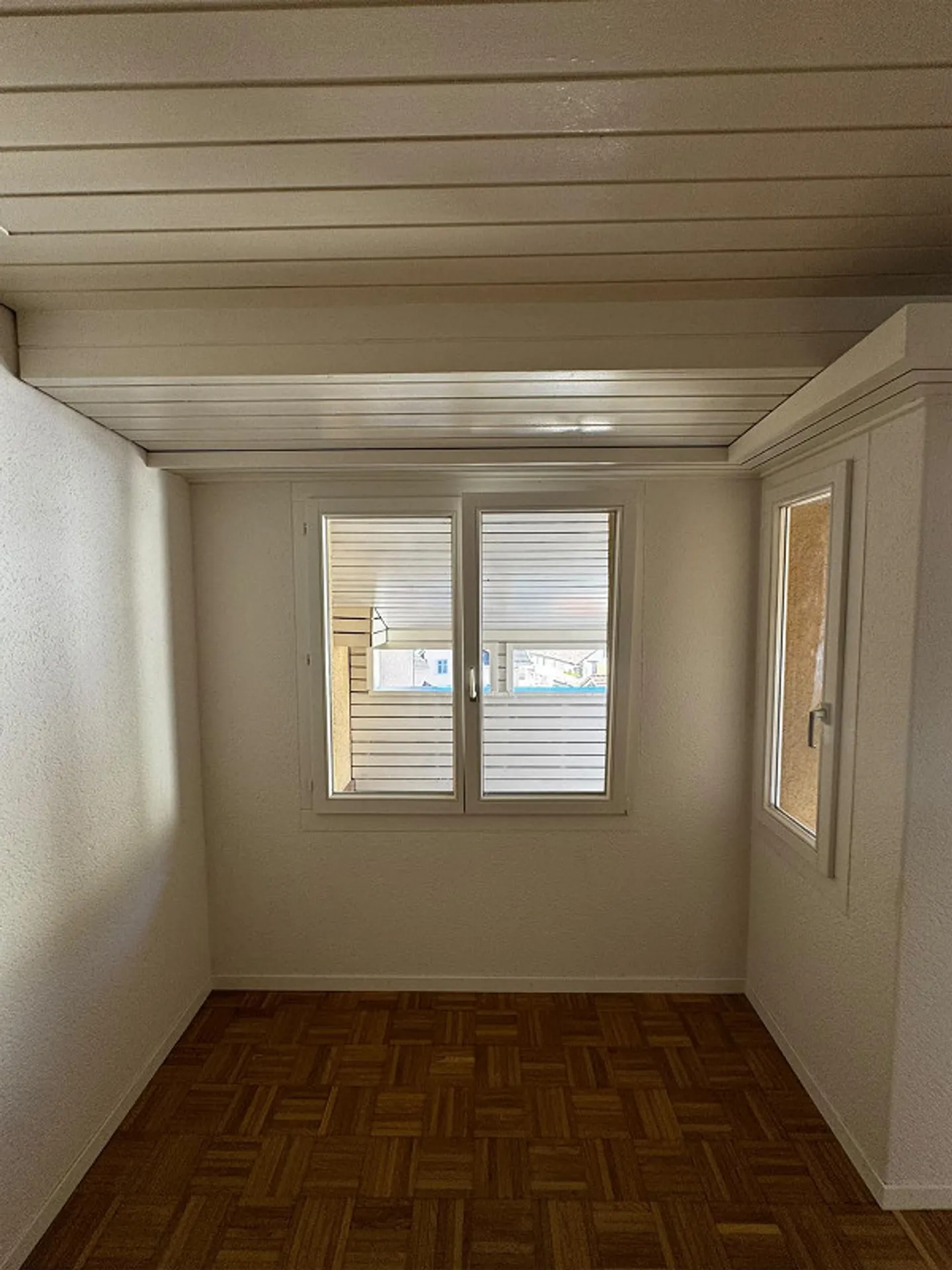 Geräumige Wohnung mit grossem Balkon - Foto 16 von 21