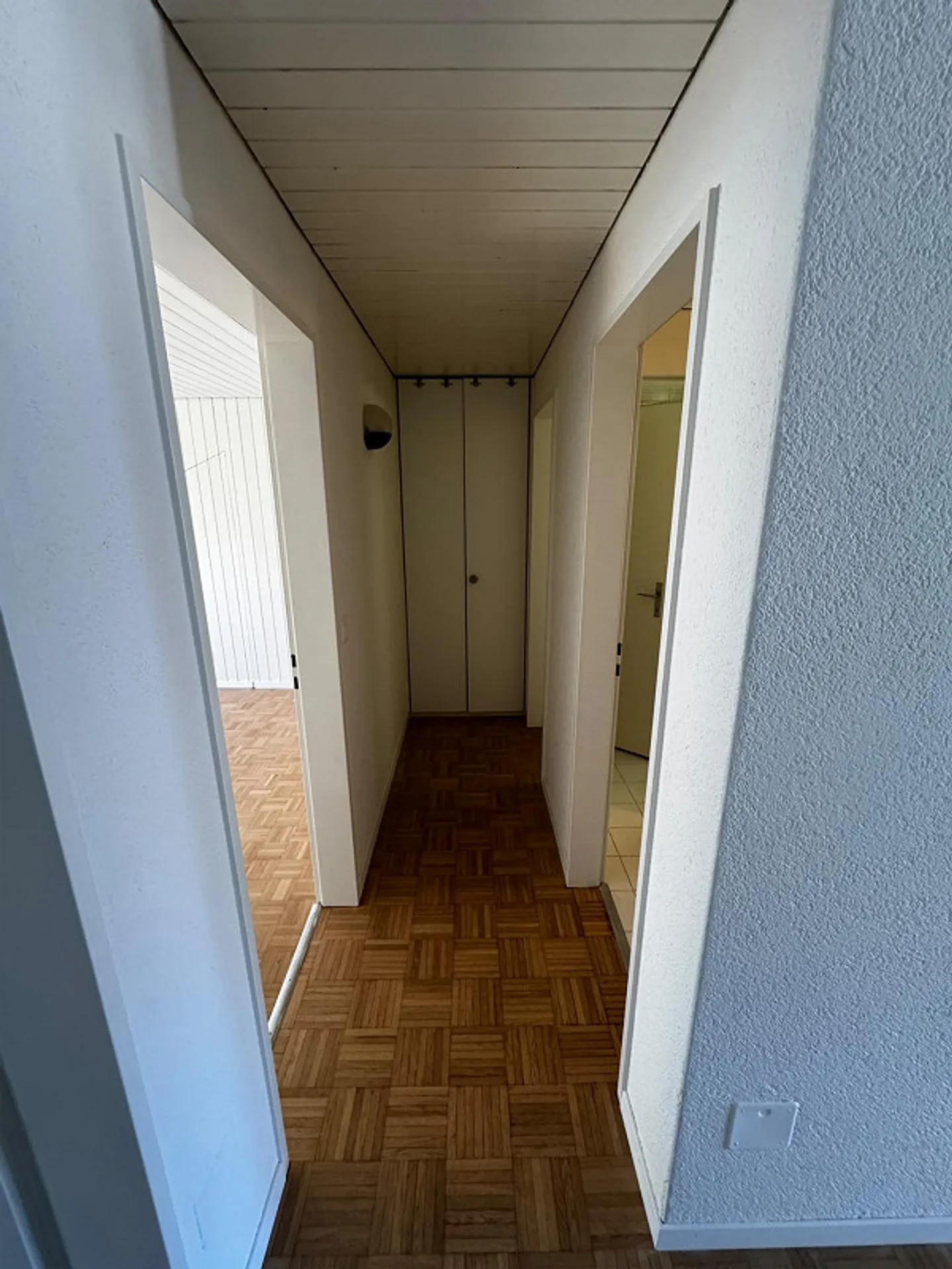 Geräumige Wohnung mit grossem Balkon - Foto 19 von 21