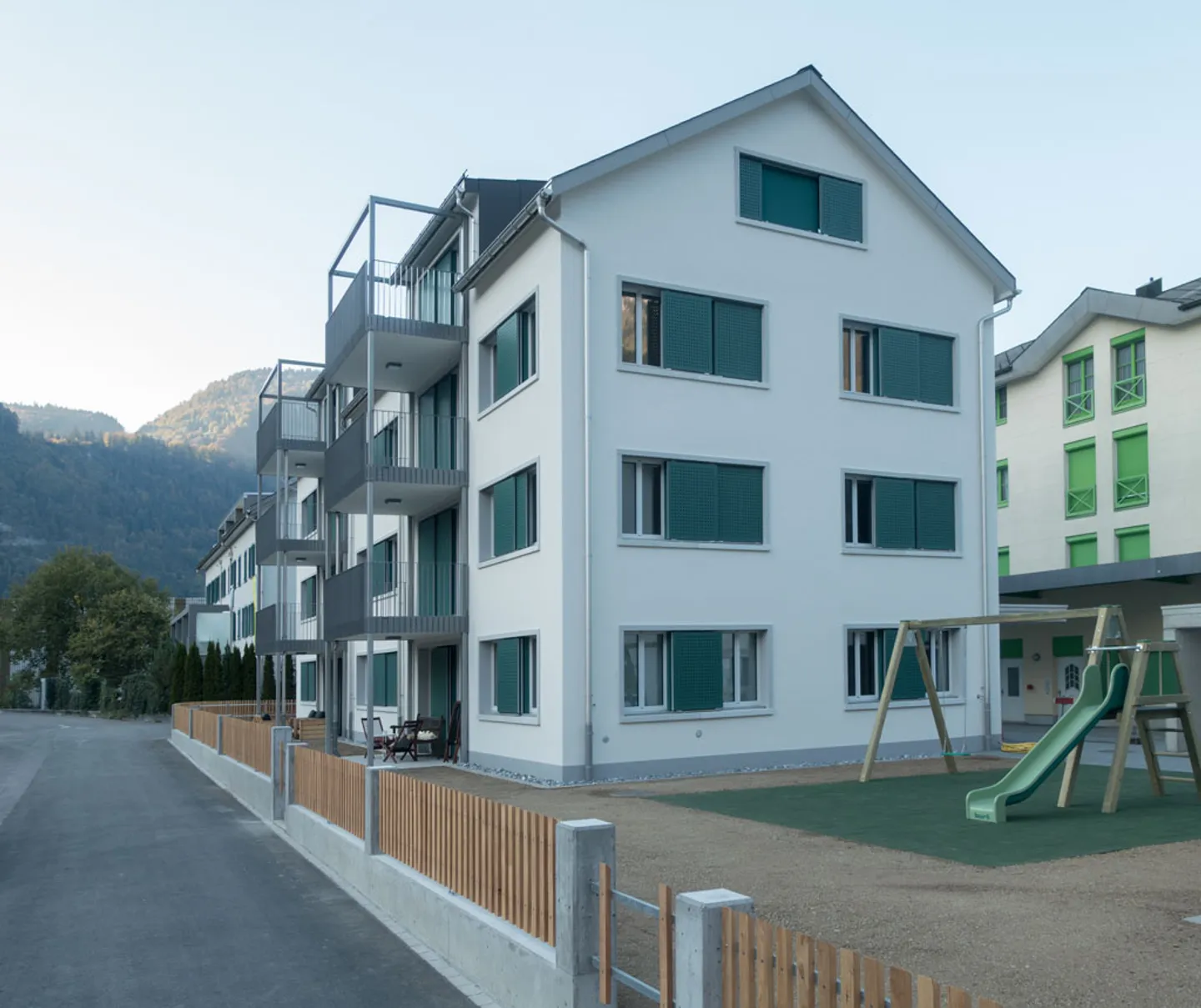 Casa plurifamiliare in una posizione tranquilla e soleggiata - Foto 1 di 2