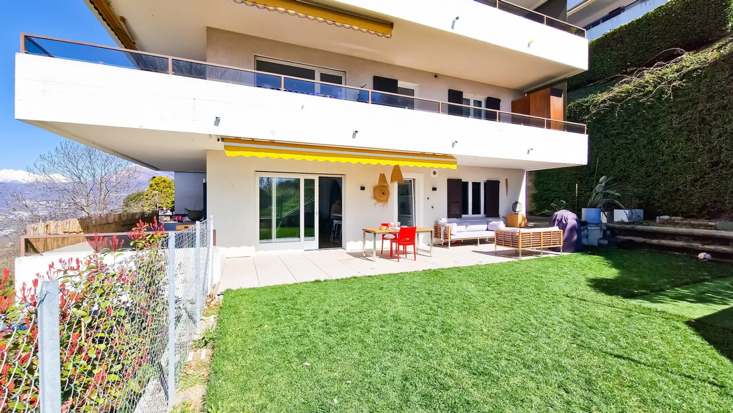 Appartement raffiné avec jardin et vue sur le lac de Lugano - Photo 3 sur 19