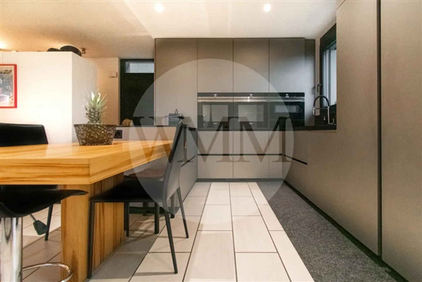 CASA MODERNA SU DUE PIANI CON GIARDINO E TERRAZZA - Foto 3 di 15