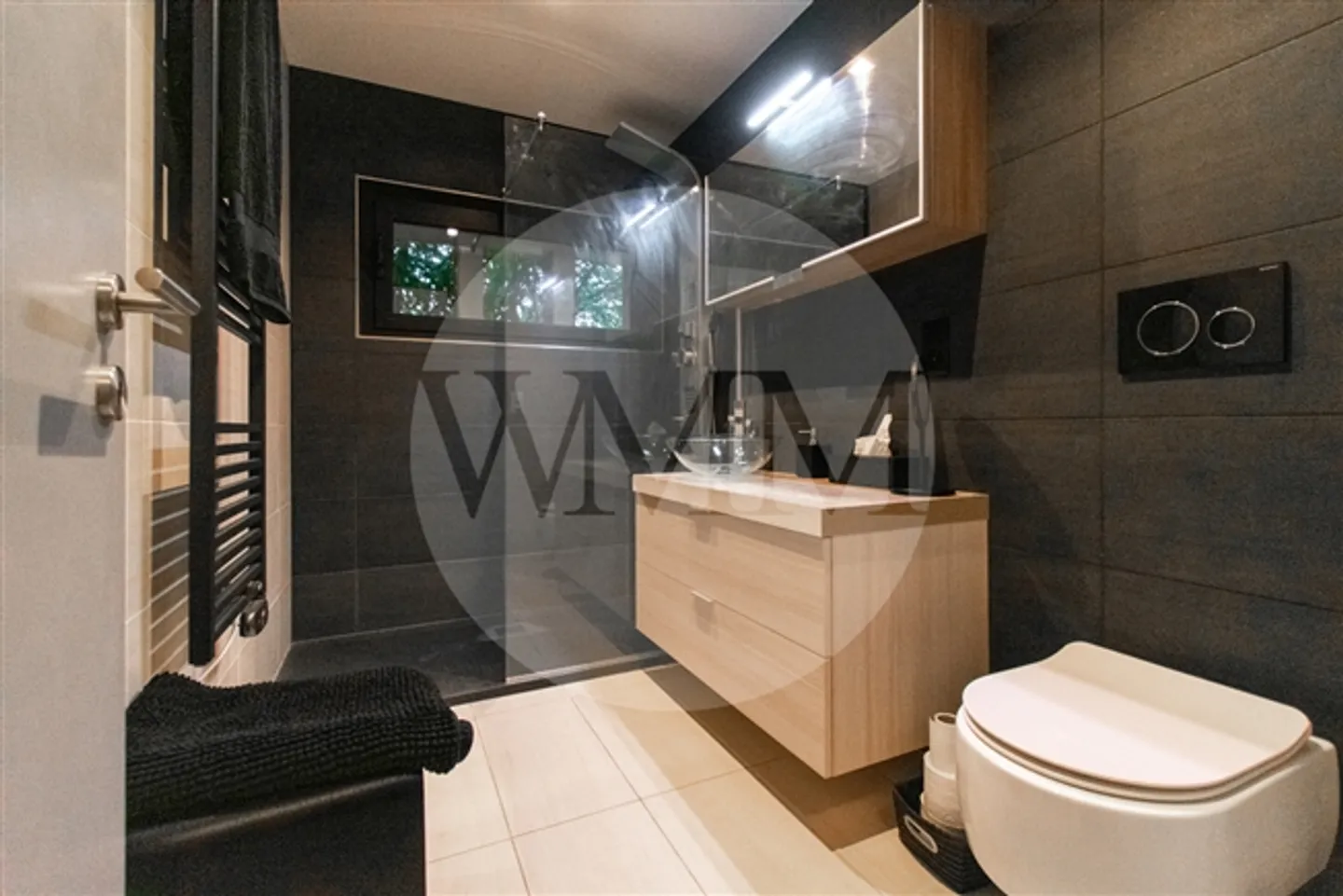 CASA MODERNA SU DUE PIANI CON GIARDINO E TERRAZZA - Foto 15 di 15