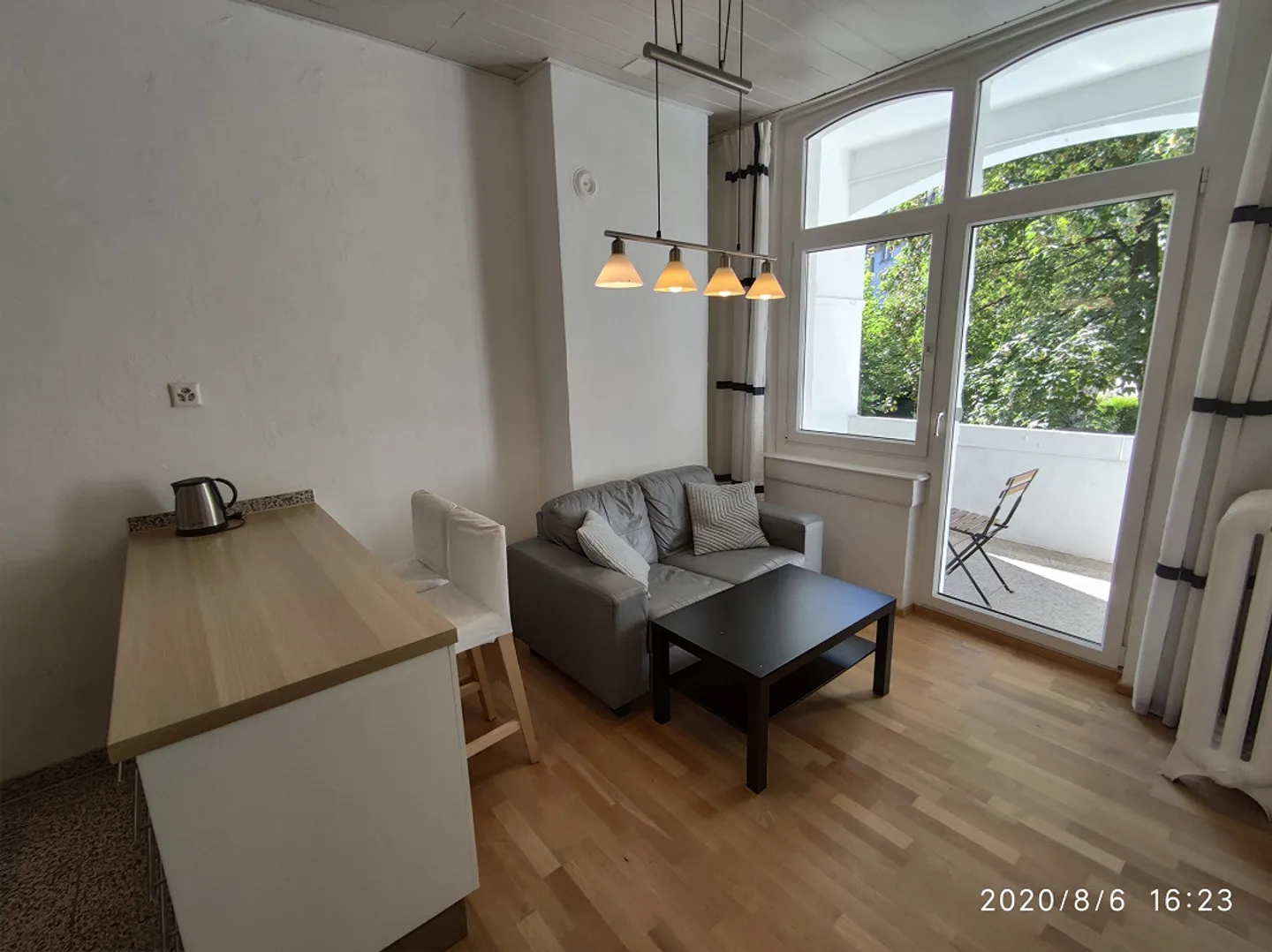 Jugendstilwohnung  renoviert, zentrale Lage und sehr ruhig! - Foto 13 von 13