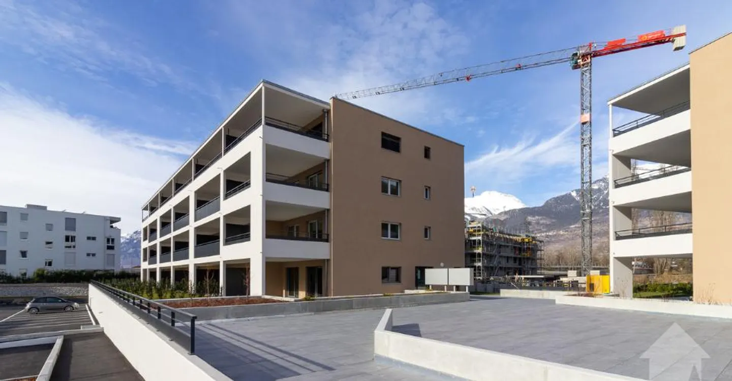 3.5-Zimmer-Wohnung von 105 m2 mit grossem Balkon - Foto 1 von 6