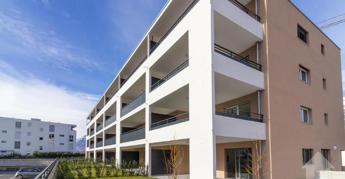 3.5-Zimmer-Wohnung von 105 m2 mit grossem Balkon - Foto 3 von 6